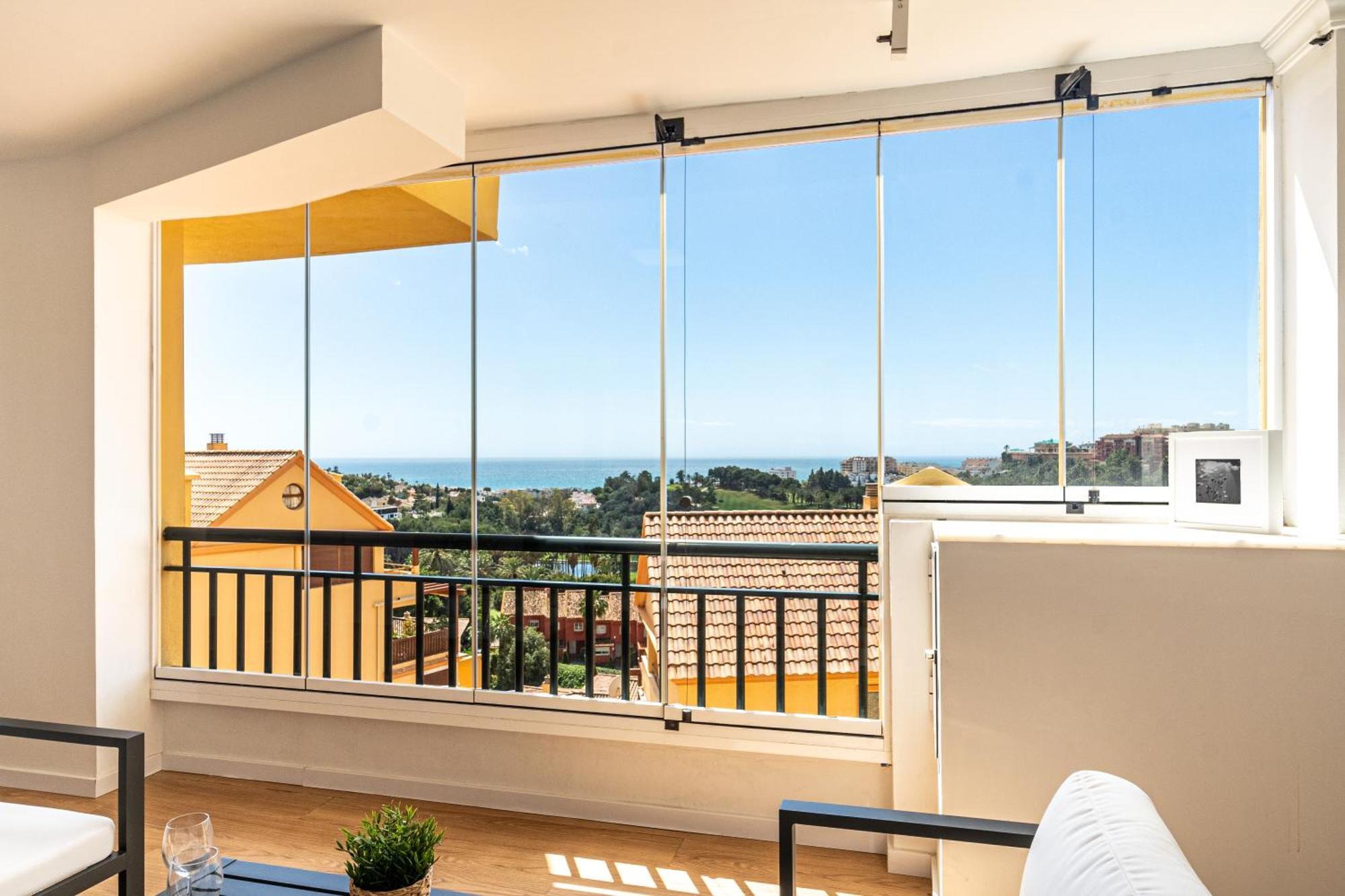 Appartement Wonderful Golf & With Front Seaview And Pool Benalmádena